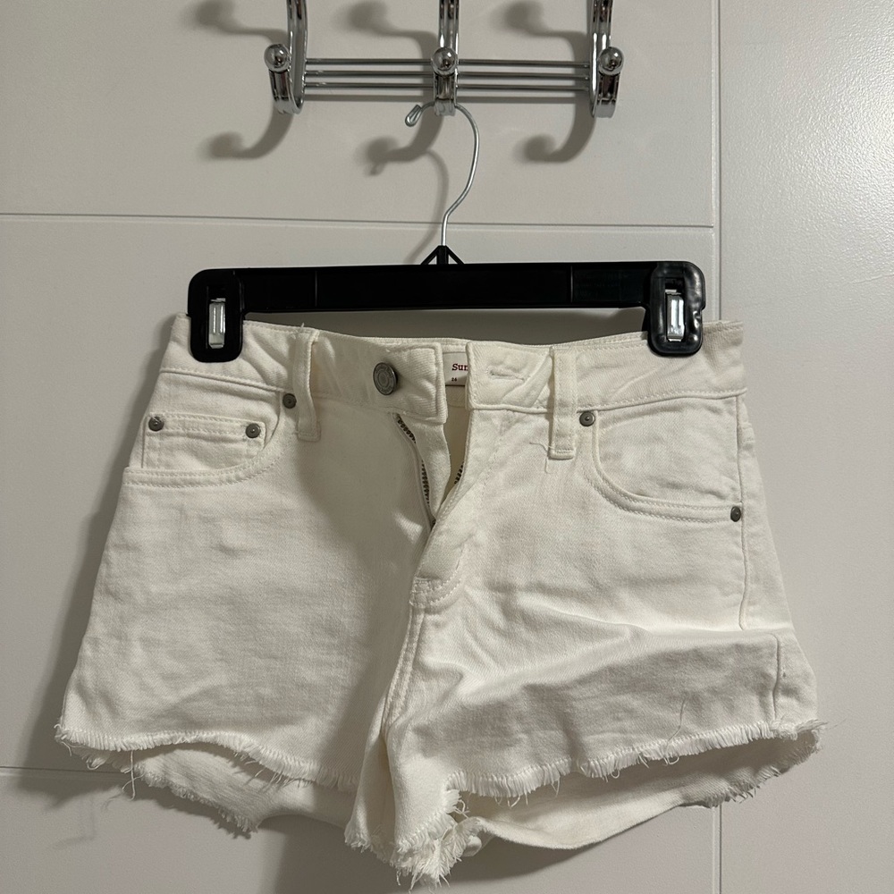 Sunday Best White Frayed-Hem Denim Shorts